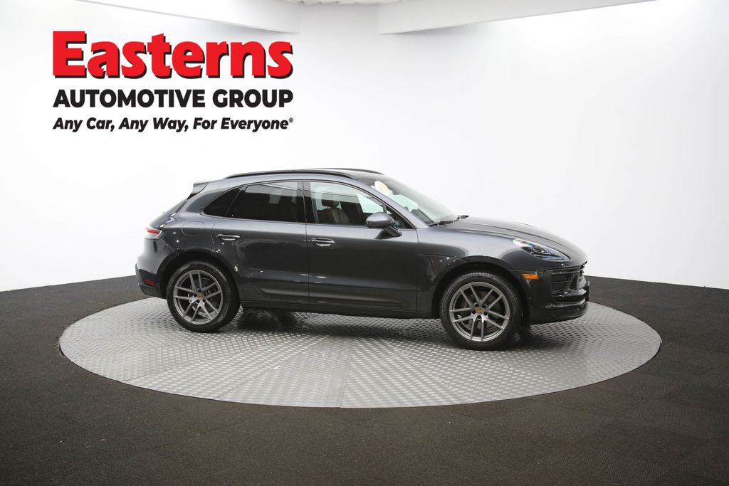 2024 Porsche Macan Base photo 38