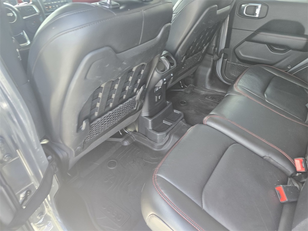 2023 Jeep Wrangler Rubicon photo 13