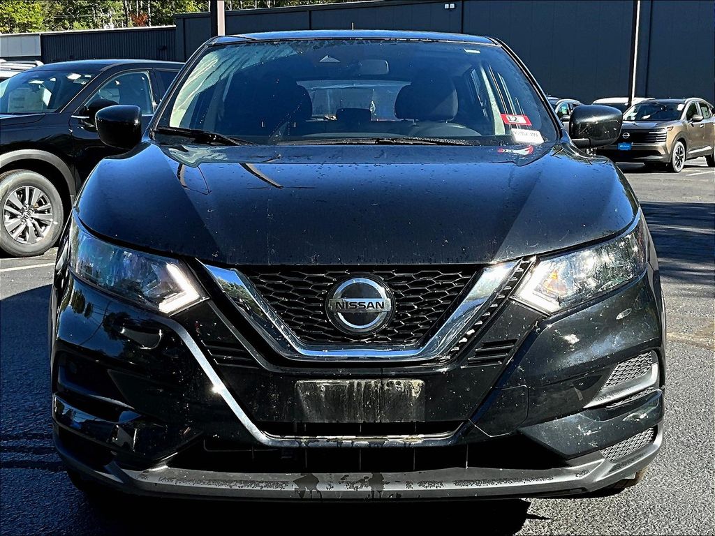 2021 Nissan Rogue Sport S photo 2