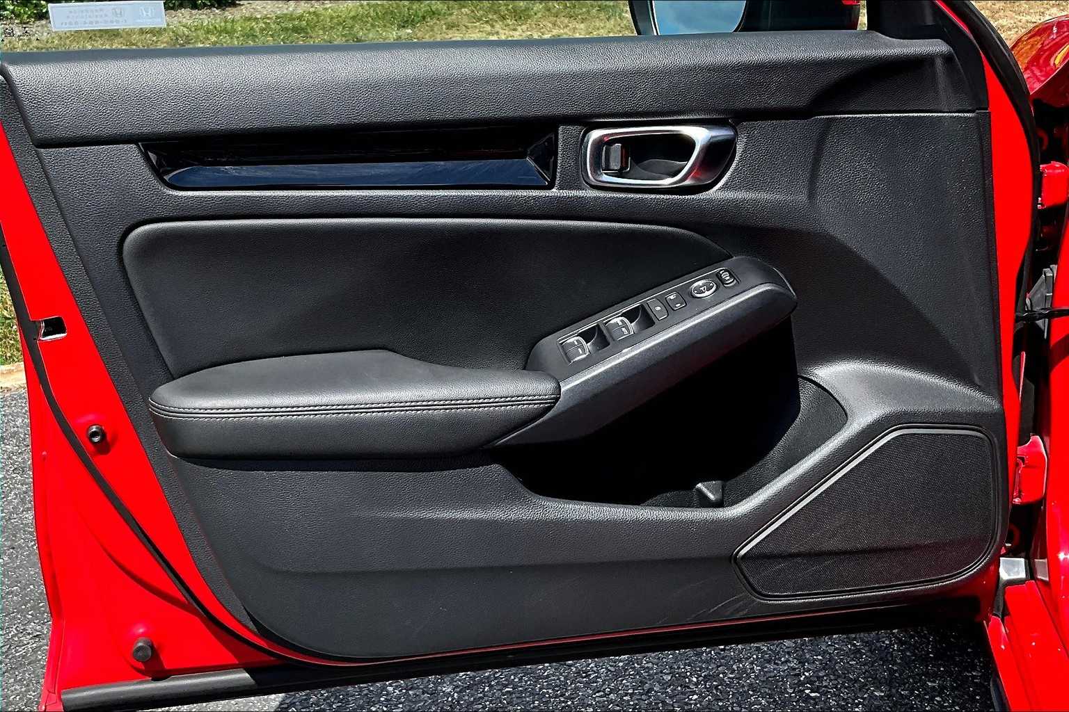 2022 Honda Civic Hatchback EX-L photo 19