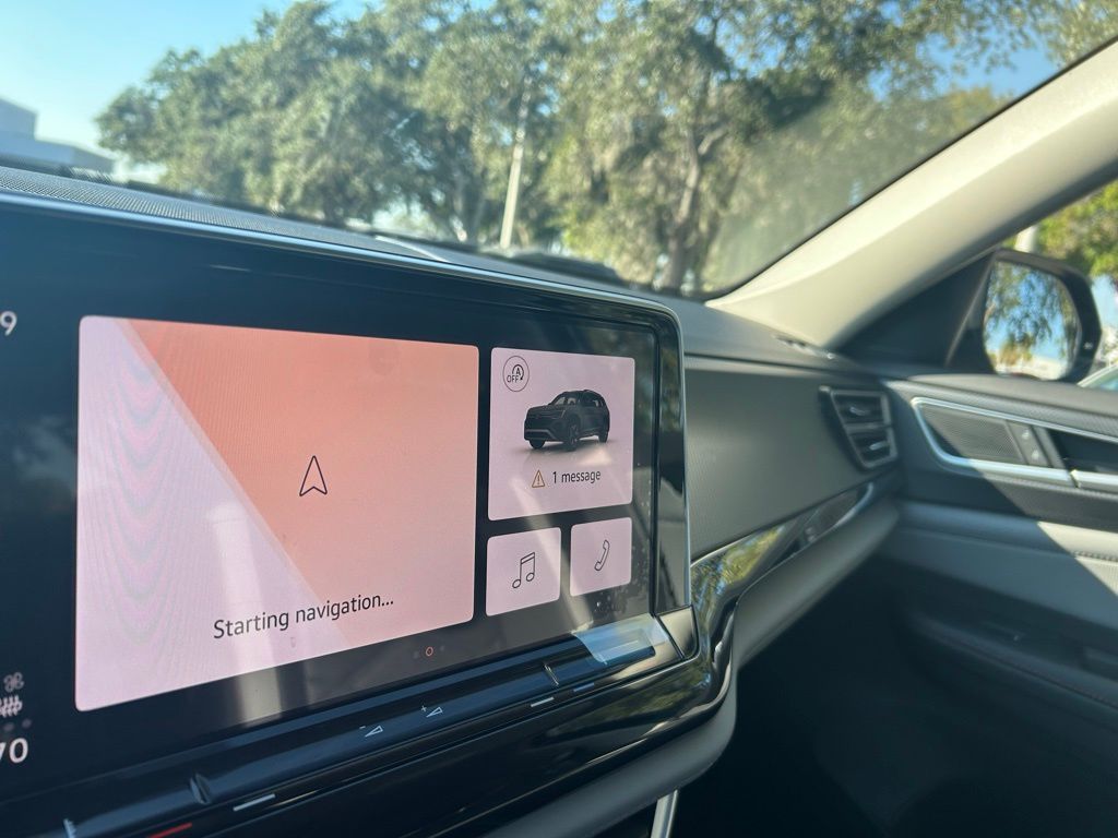 2026 Volkswagen Atlas Peak Edition SE photo 4