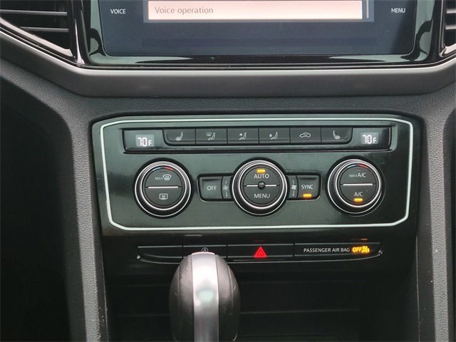 2022 Volkswagen Atlas Cross Sport V6 SE Technology photo 25