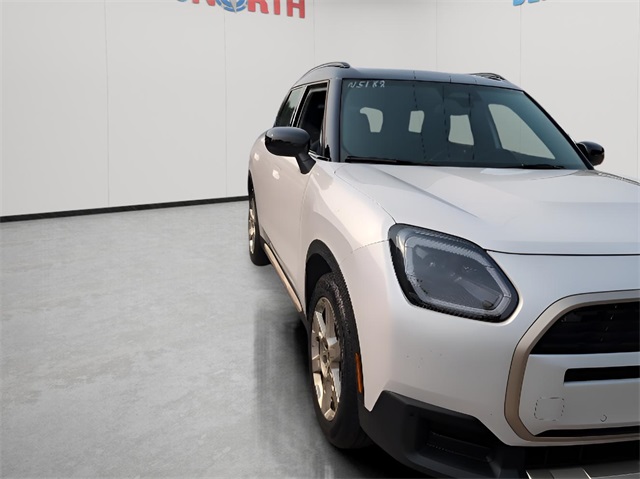 2025 Mini Cooper S ALL4 photo 4