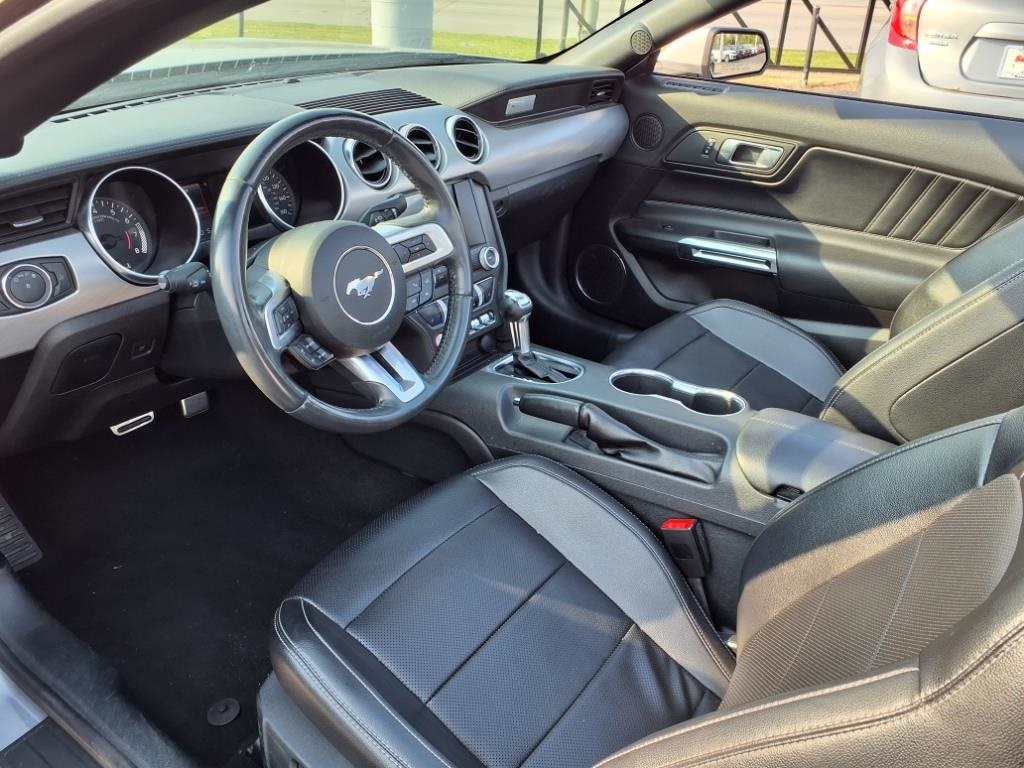 2023 Ford Mustang EcoBoost Premium photo 7