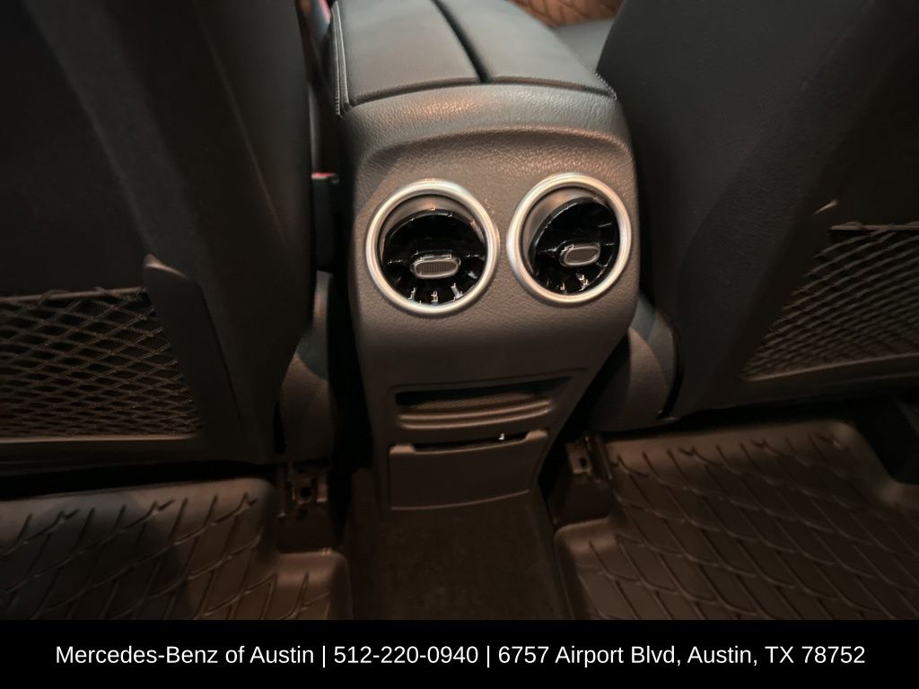 2024 Mercedes Benz GLB 250 4MATIC photo 19