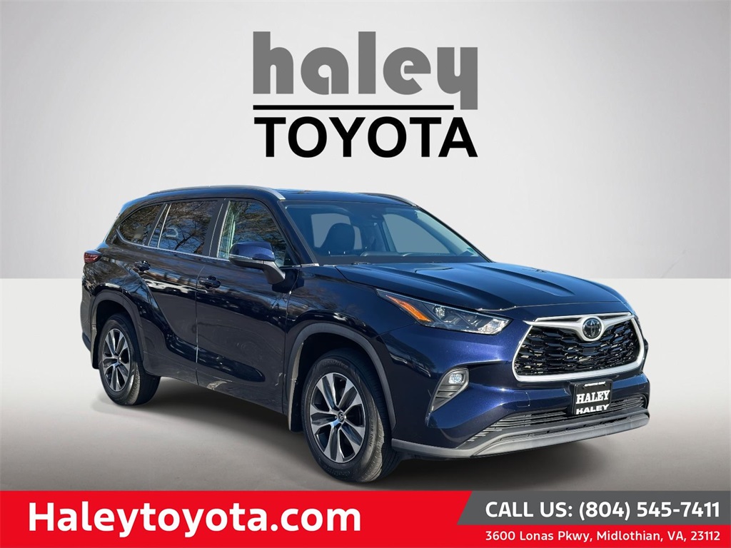 2023 Toyota Highlander XLE's photo