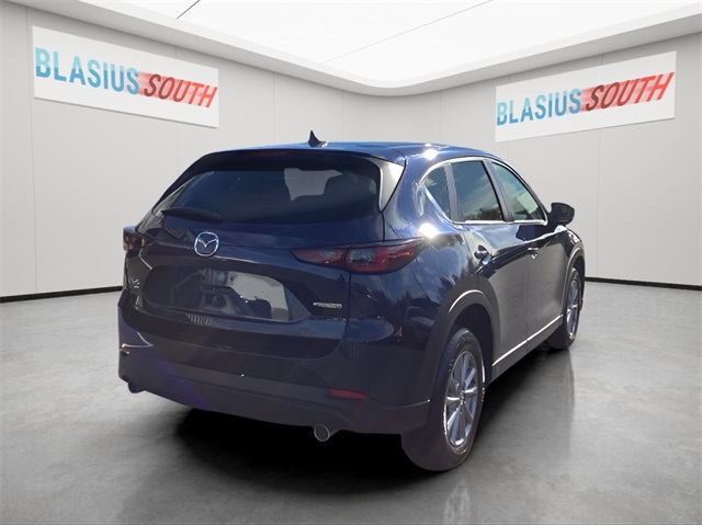 2022 Mazda CX-5 2.5 S Preferred photo 3