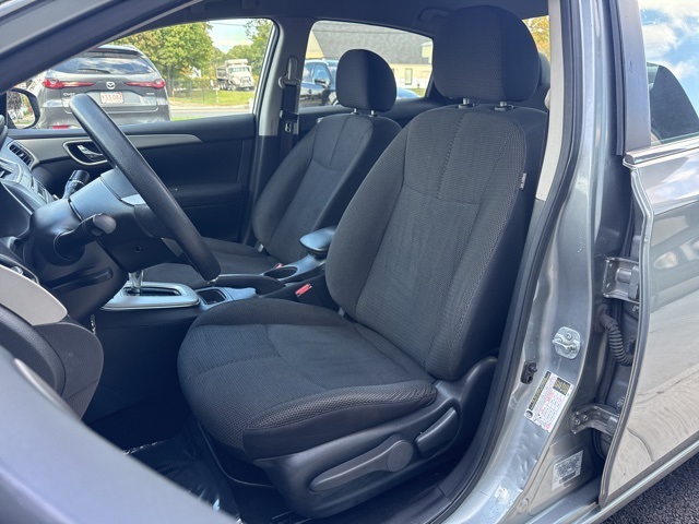 2013 Nissan Sentra S photo 10