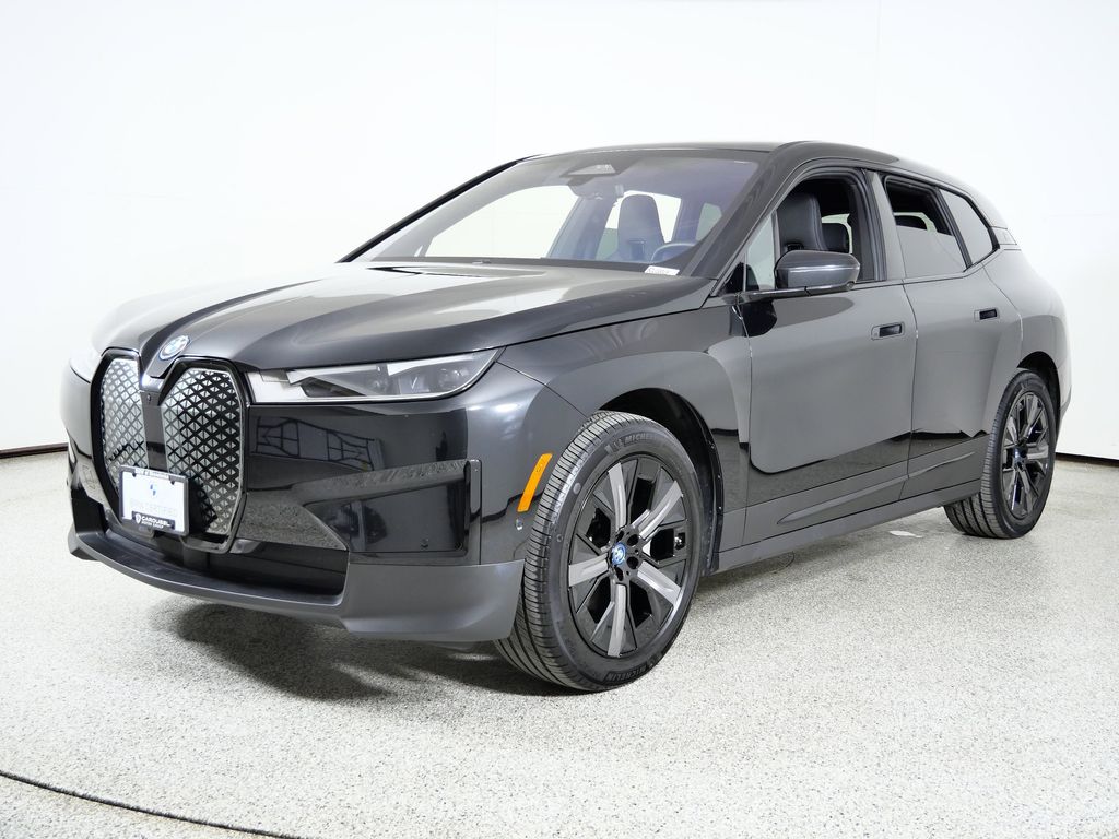 2025 BMW iX 50's photo
