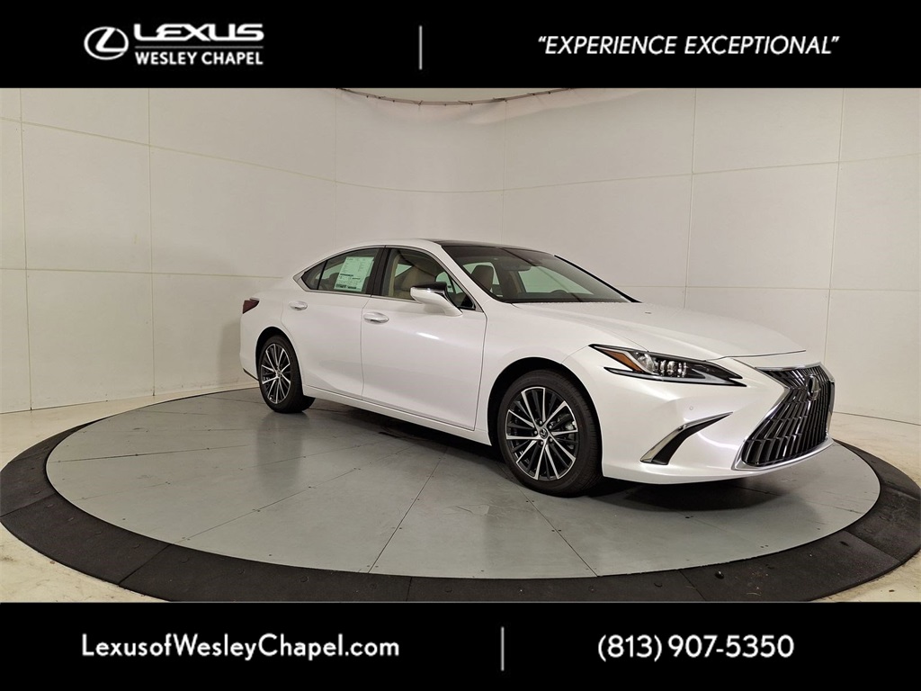 2025 Lexus ES 350's photo