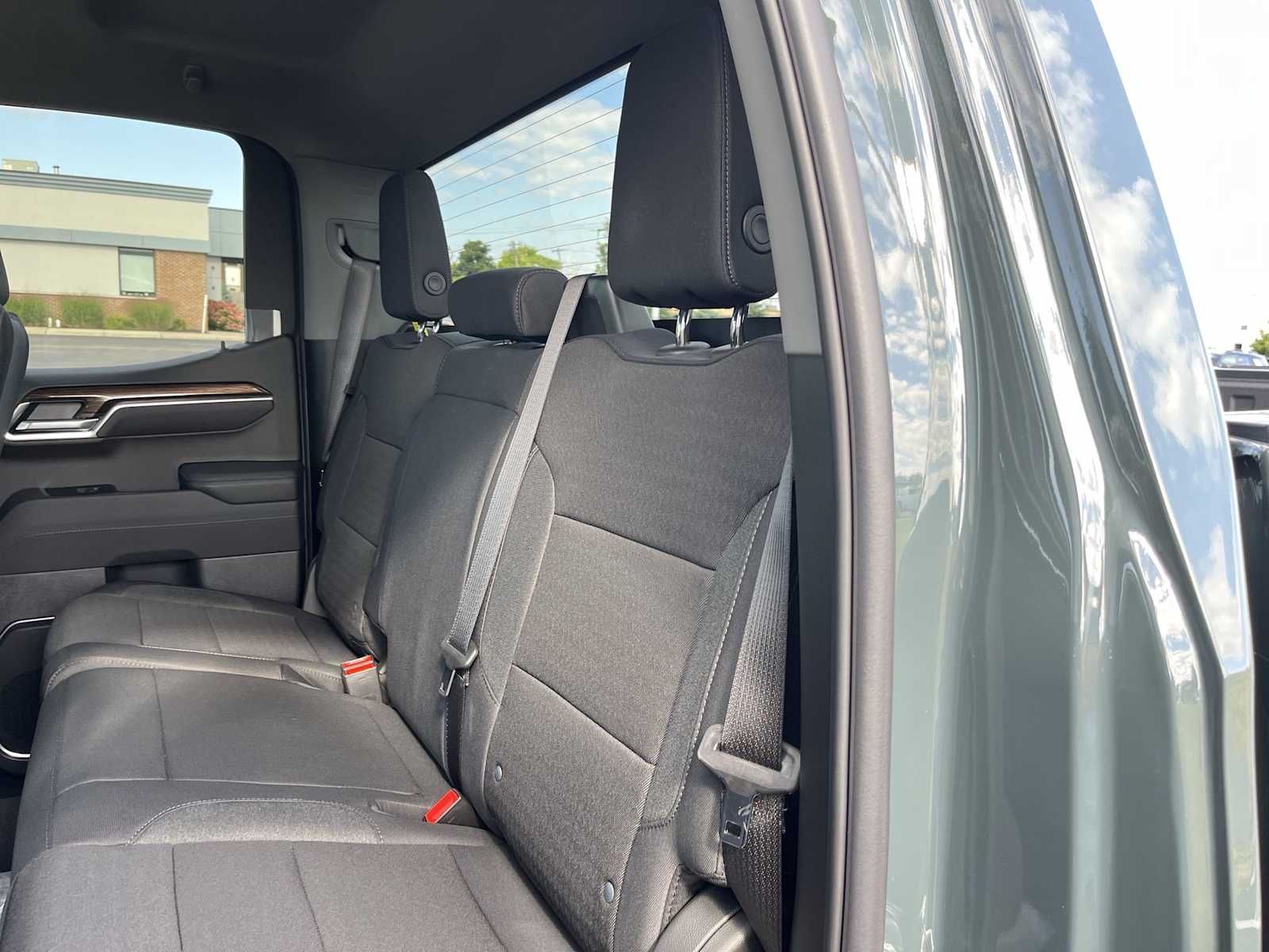 2026 Chevrolet Silverado 1500 LT photo 21