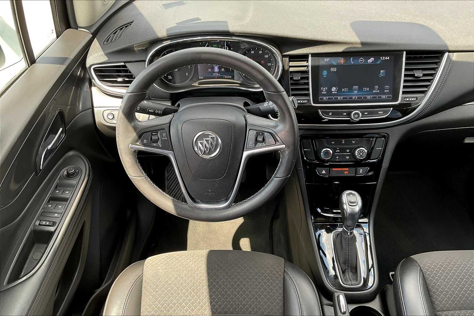 2018 Buick Encore Preferred photo 5
