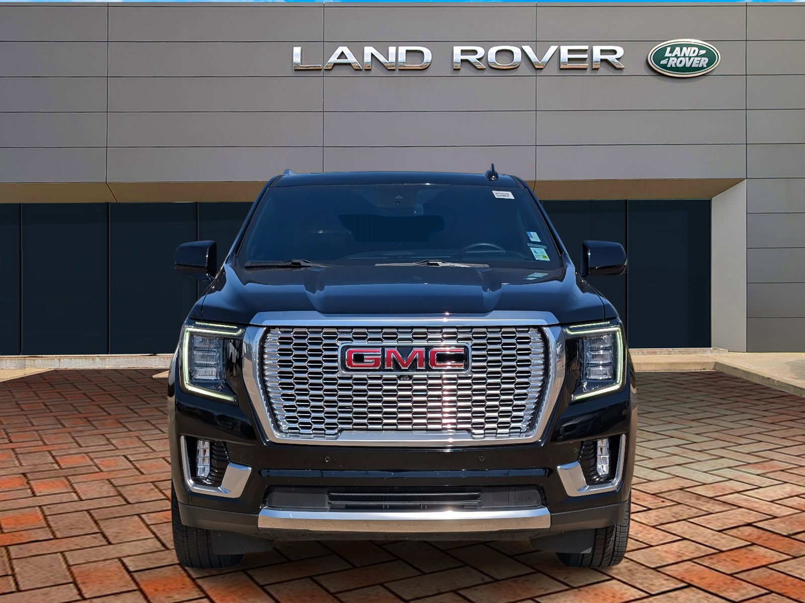 2023 Gmc Yukon XL Denali photo 2