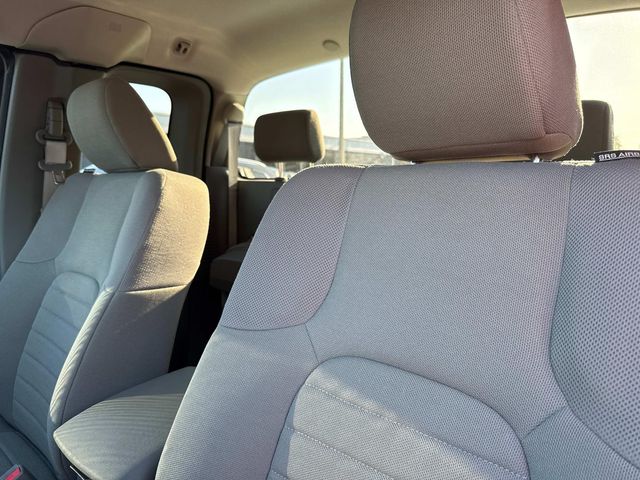 2020 Nissan Frontier S photo 14