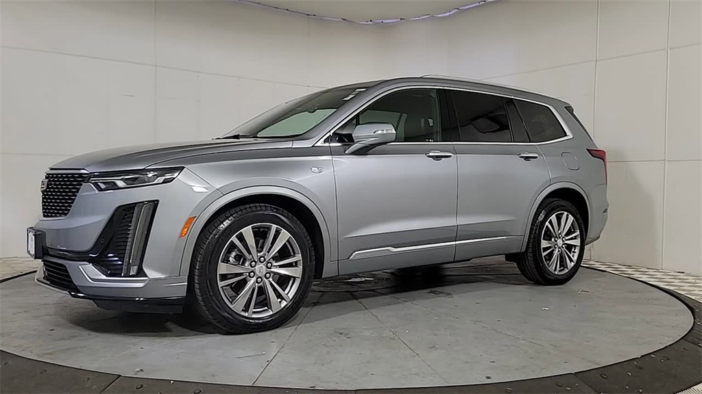 2025 CADILLAC XT6 - Image 4