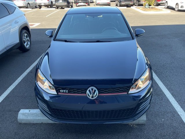 2017 Volkswagen Golf GTI S photo 2
