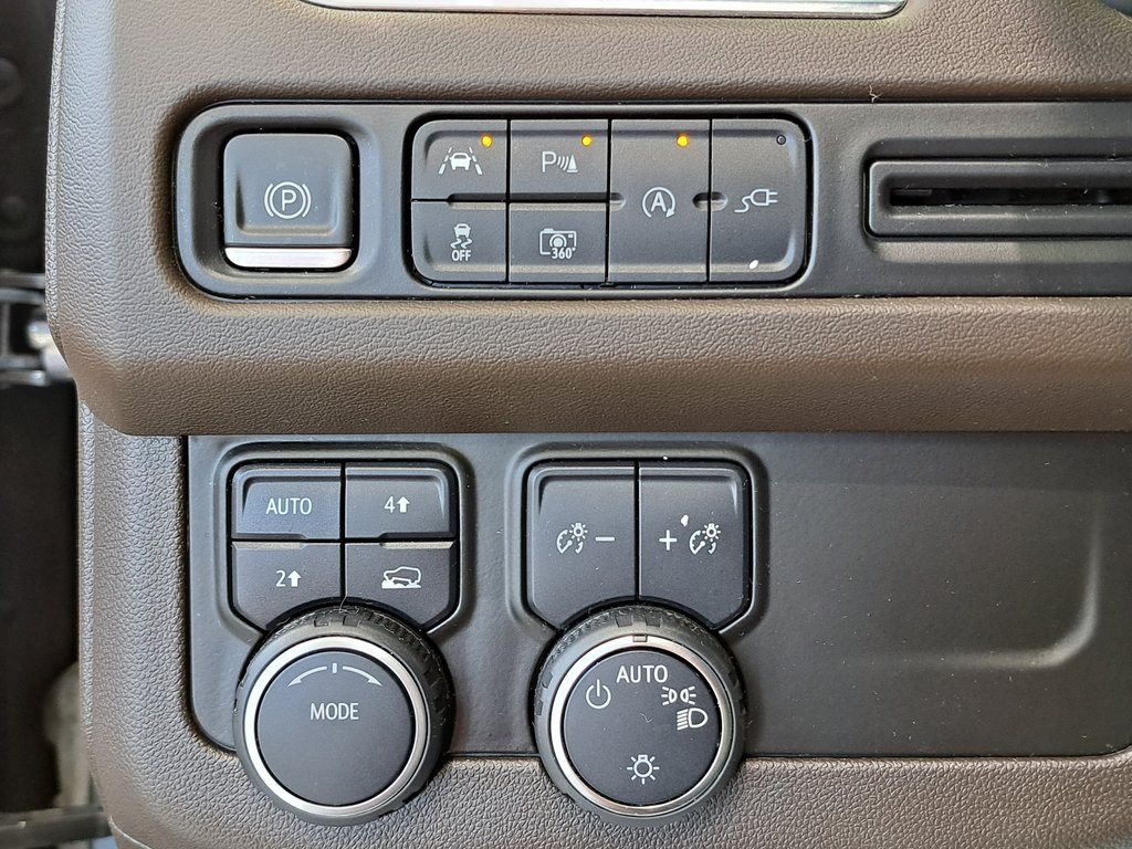 2022 Chevrolet Tahoe LT photo 12