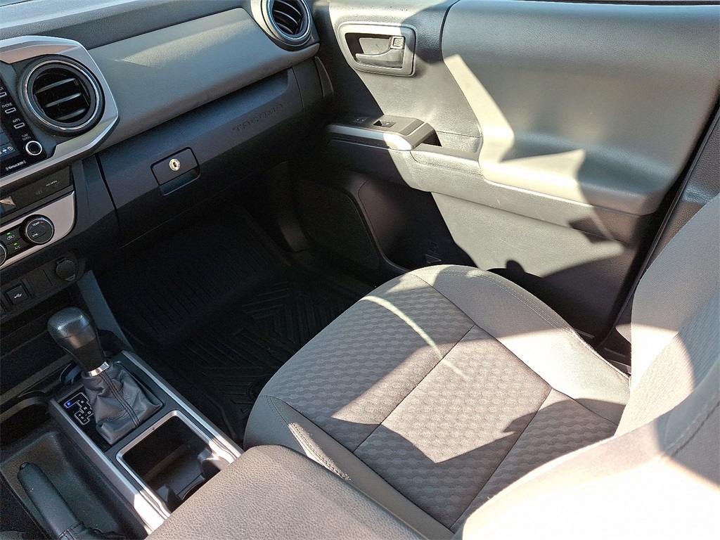 2023 Toyota Tacoma SR5 photo 15