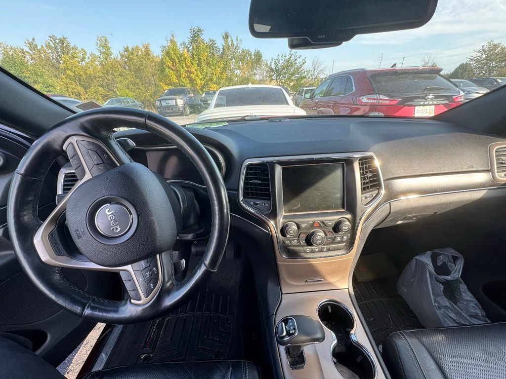 2015 Jeep Grand Cherokee Limited photo 3