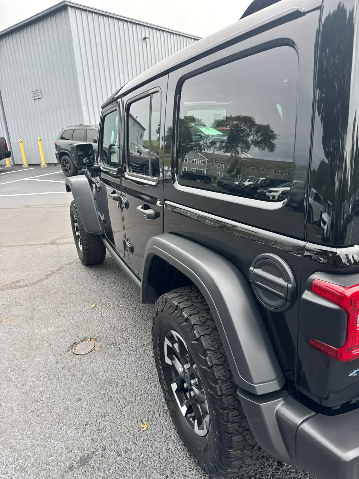 2024 Jeep Wrangler 4xe Rubicon photo 15