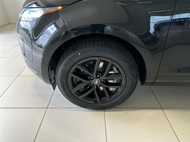 2026 Land Rover Range Rover Evoque S photo 2