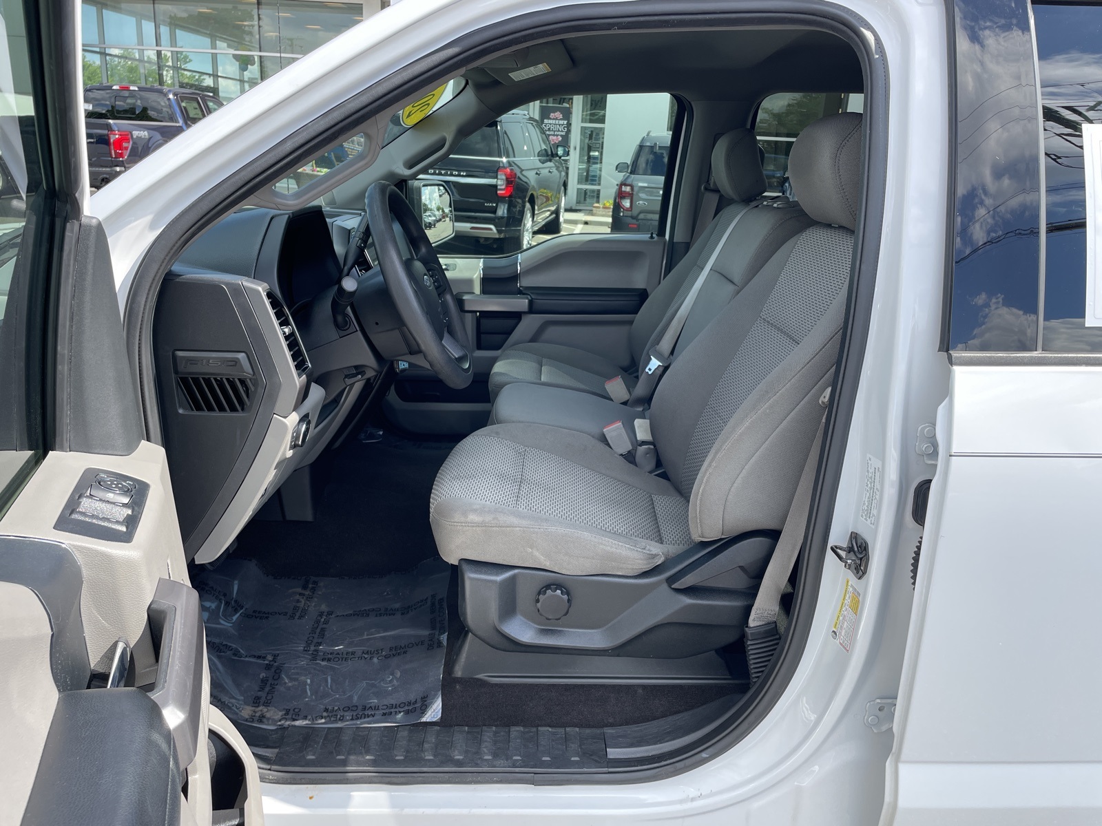 2020 Ford F-150 XLT photo 11