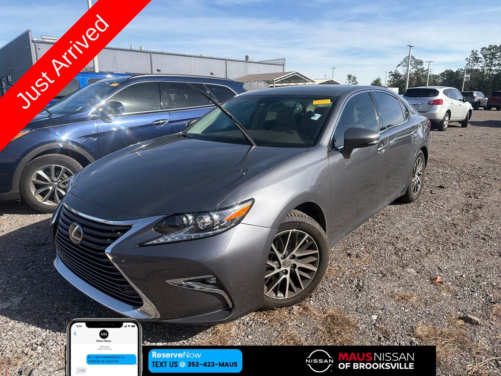 2018 Lexus ES 350's photo