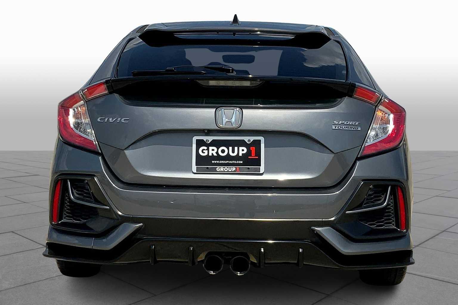 2020 Honda Civic Hatchback Sport Touring photo 4