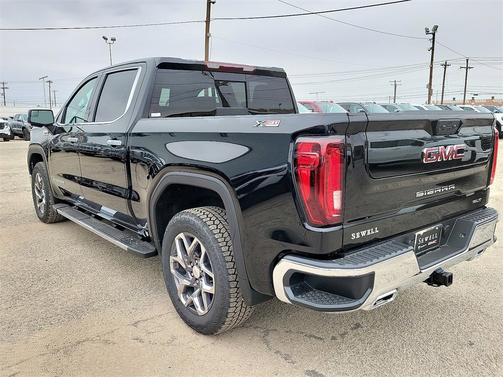 2026 Gmc Sierra 1500 SLT photo 3