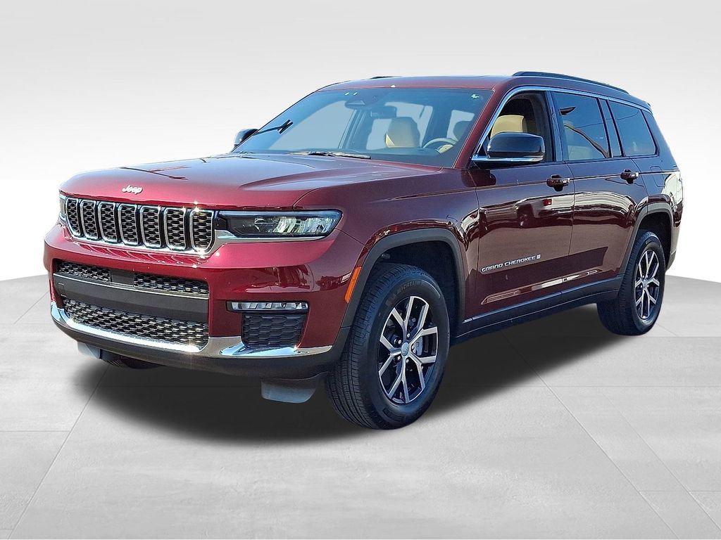 2024 Jeep Grand Cherokee Limited photo 3
