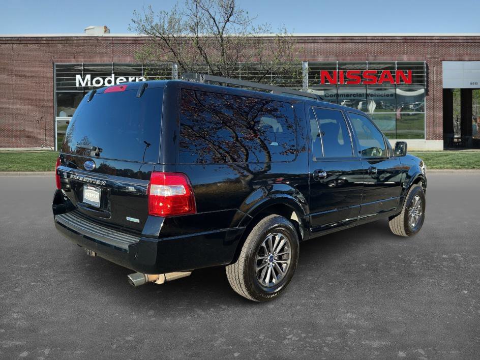 2017 Ford Expedition EL XLT photo 4
