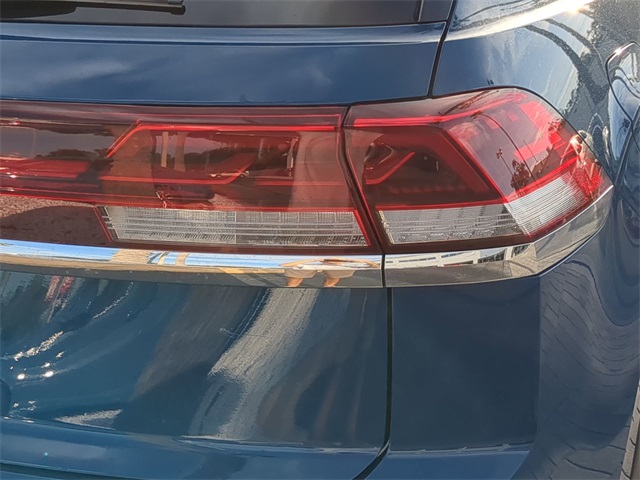 2026 Volkswagen Atlas Cross Sport SE Technology photo 7