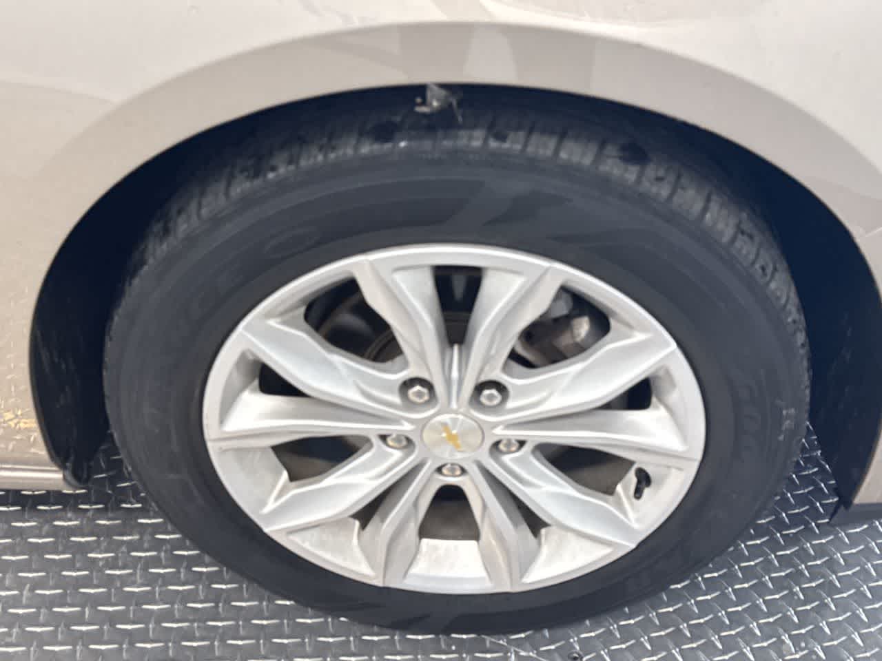 2023 Chevrolet Malibu 1LT photo 10