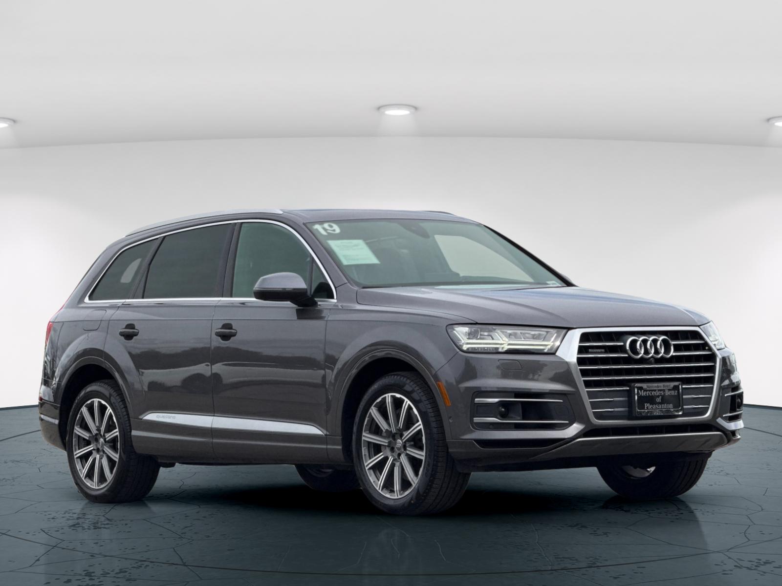 2019 Audi Q7 55 Premium photo 9