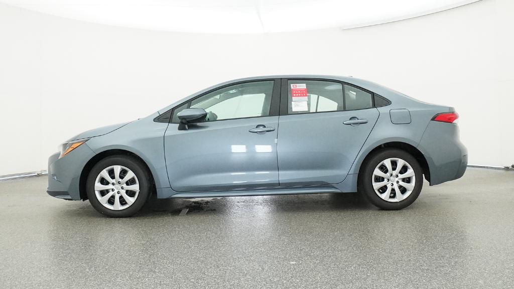 2025 Toyota Corolla LE photo 10