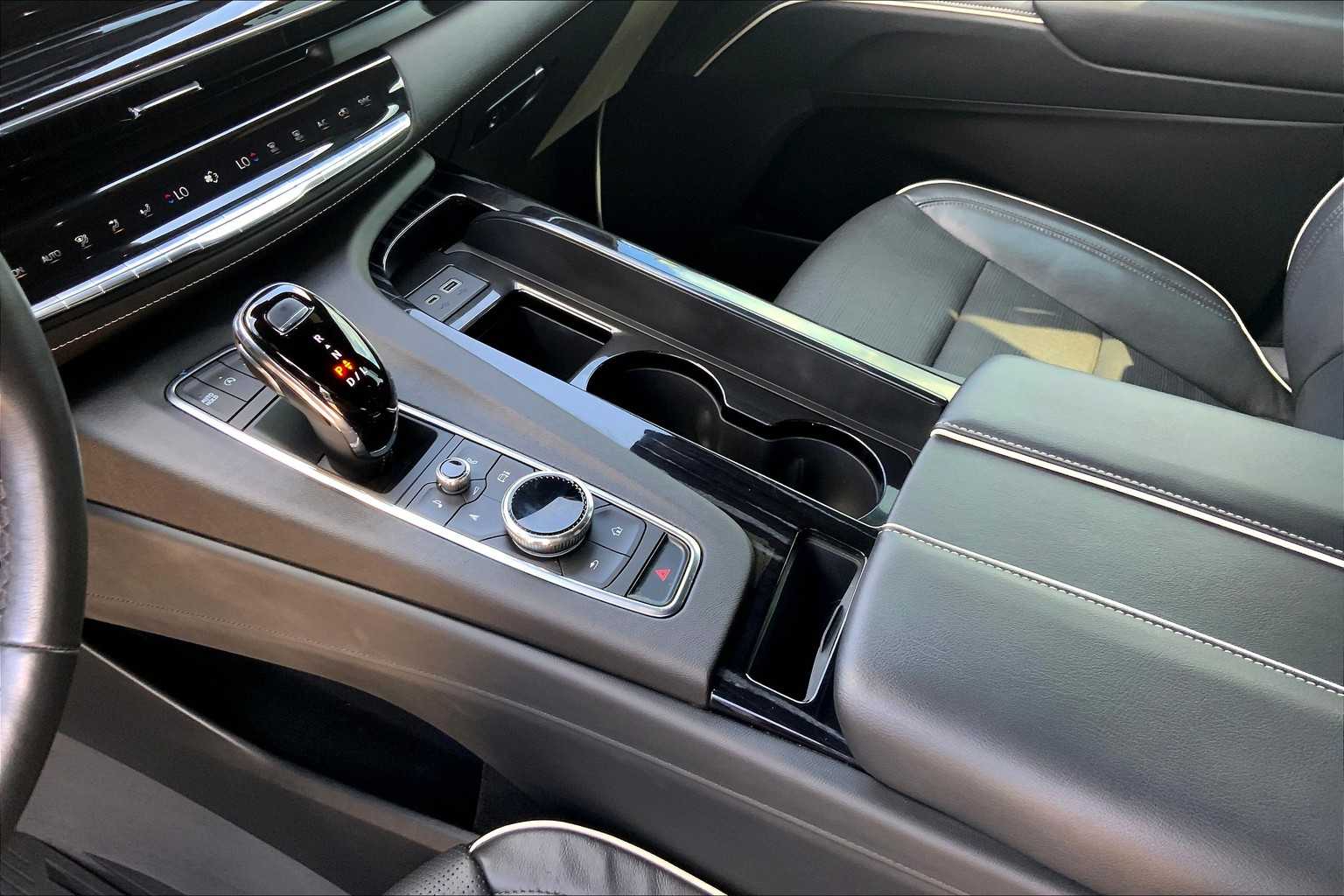 2023 Cadillac Escalade Sport photo 15