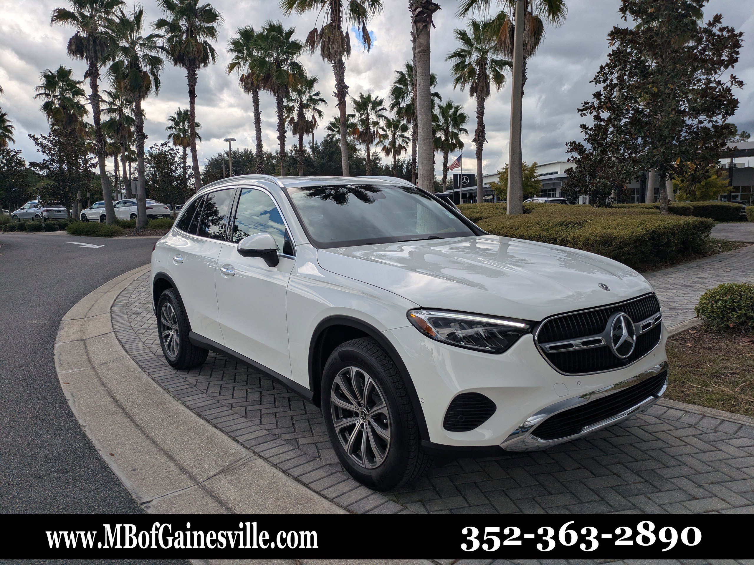 2025 Mercedes-Benz GLC Base's photo