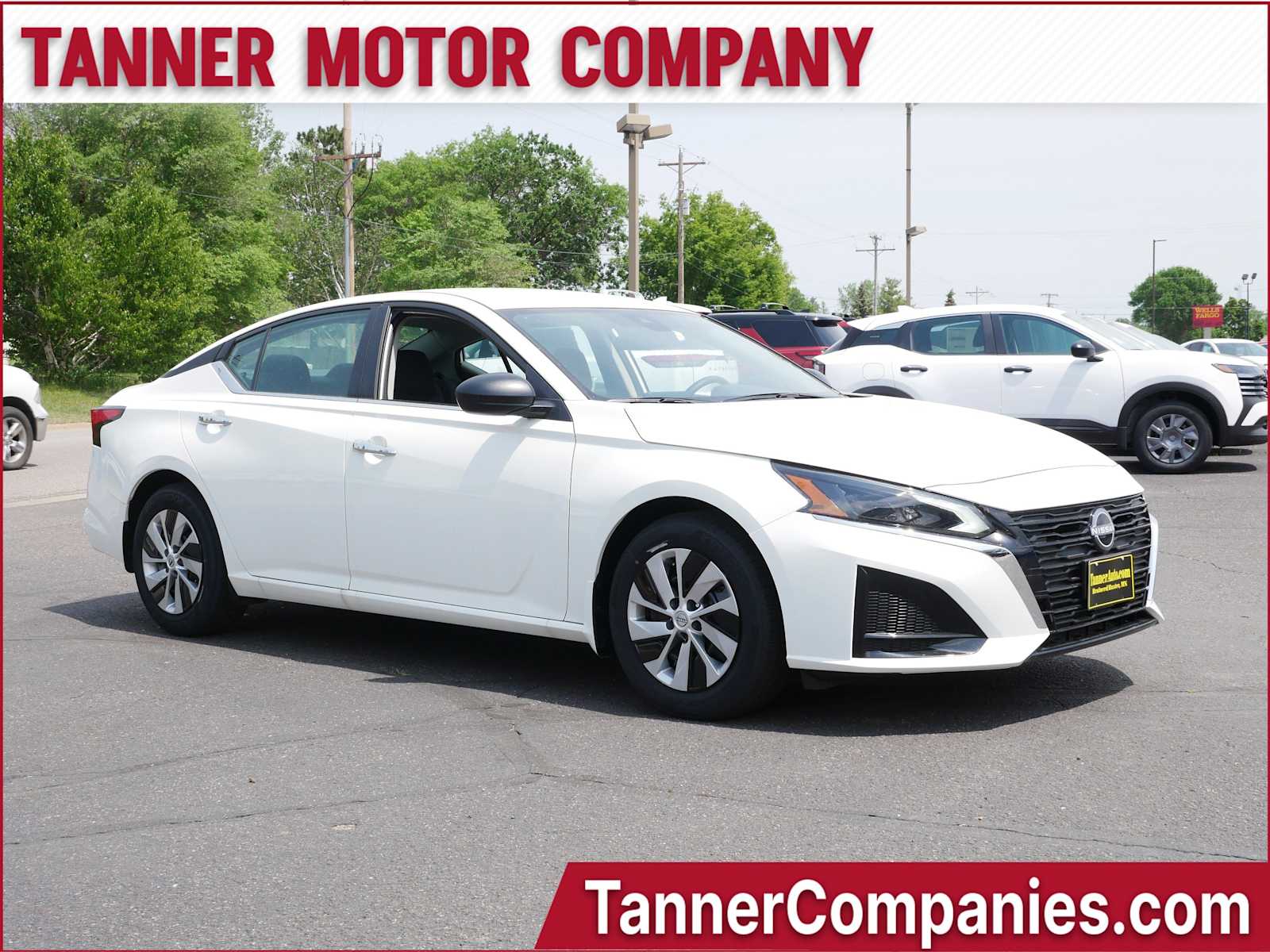 2025 Nissan Altima S's photo