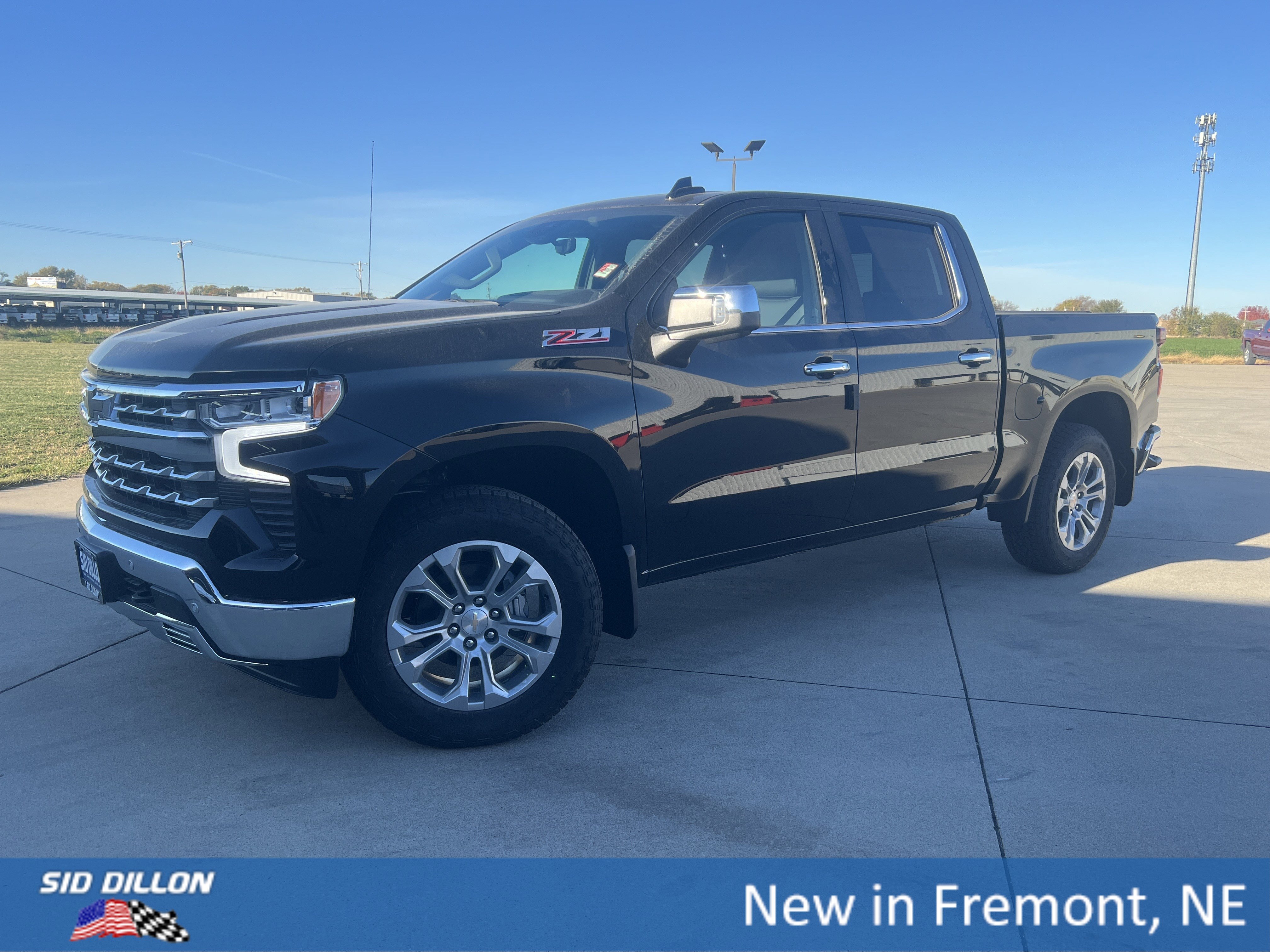 2026 Chevrolet Silverado 1500 LTZ's photo