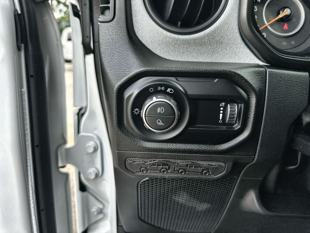 2024 Jeep Gladiator Sport photo 17