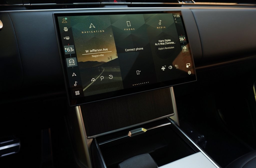 2025 LAND ROVER RANGE ROVER - Image 18