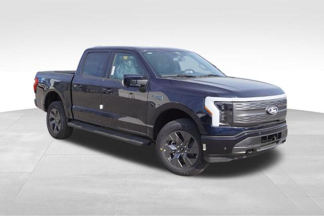2025 Ford F-150 Lightning Lariat's photo