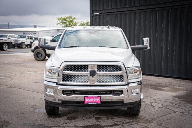 2017 Ram 3500 Laramie photo 2