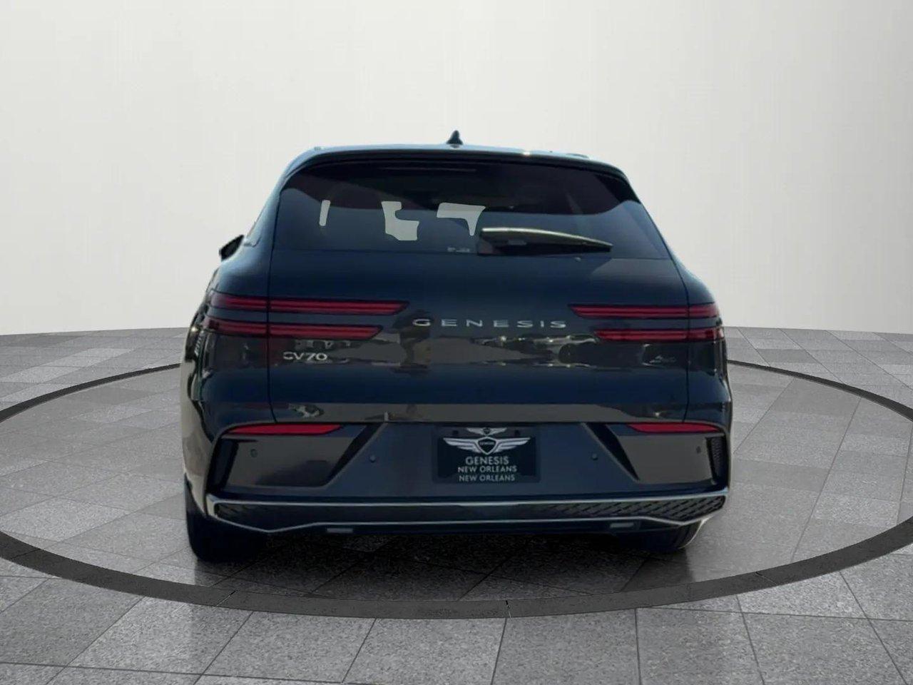 2026 Genesis GV70 2.5T Select photo 3