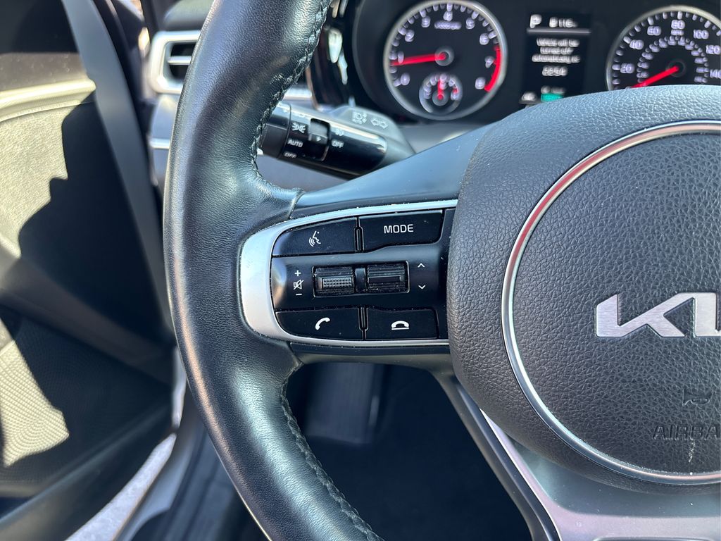 2024 Kia K5 GT-Line photo 26