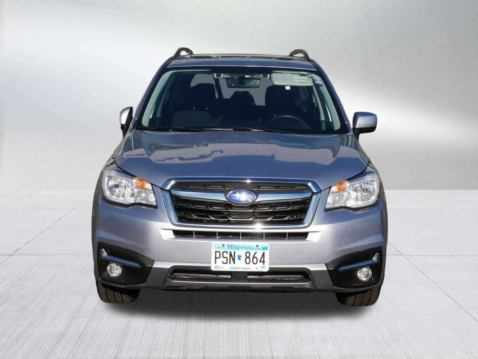 2018 Subaru Forester Premium photo 2