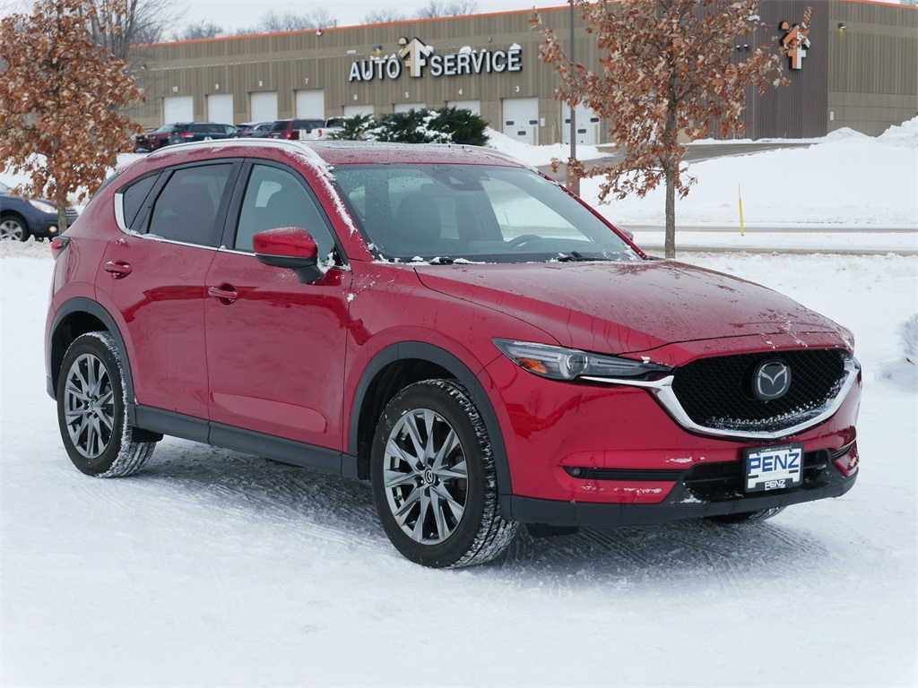 2019 Mazda CX-5 Signature's photo