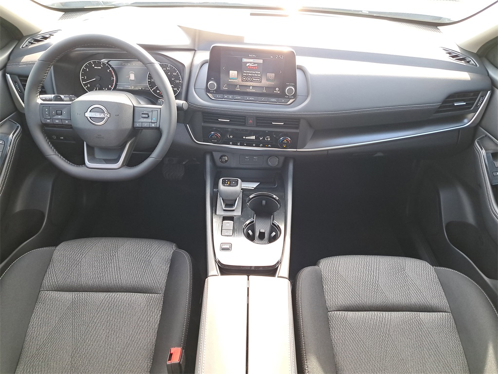 2026 Nissan Rogue SV photo 16