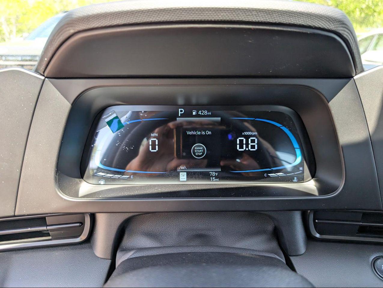 2025 Hyundai Elantra SEL Sport photo 17