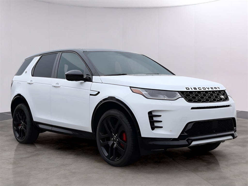 2025 Land Rover Discovery Sport SE photo 3